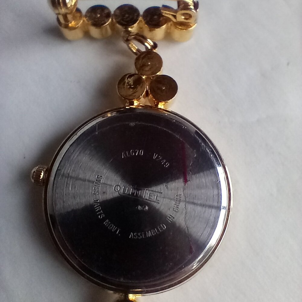 Bright and Shining Gold Tone Quintel Rhinestone Brooch Watch - Picture 5 of 5